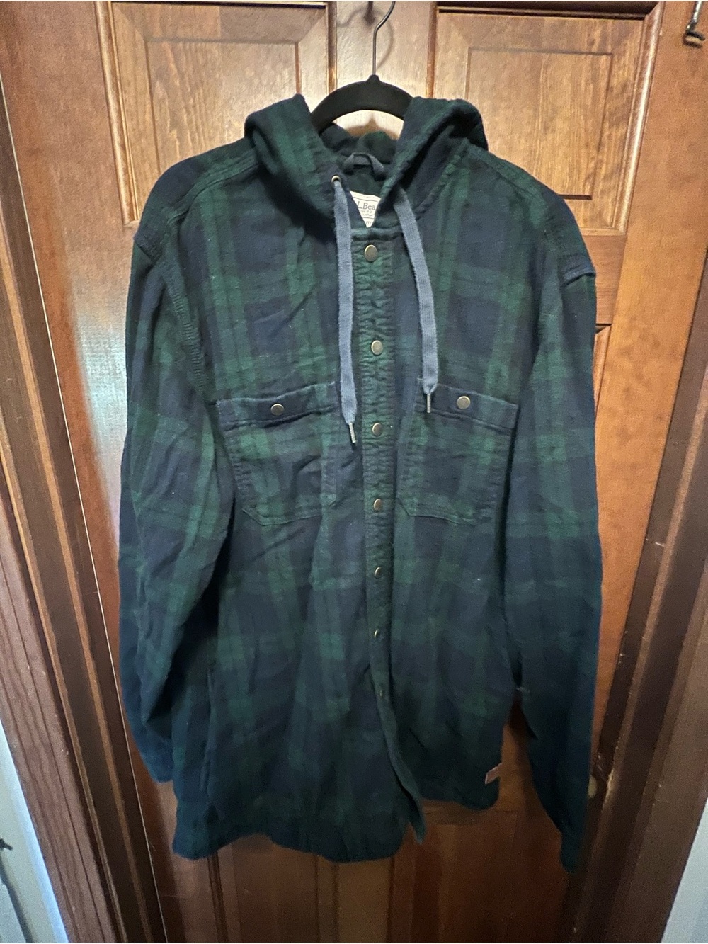 L.L. Bean Xl Tall Hooded Plaid Flannel Shirt Jacket in Black and Green